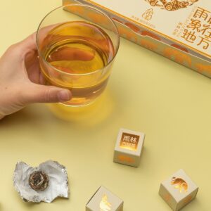 Yunnan Ancient Tree White Tea （Dragon Ball） · 2.1 oz / 60 g